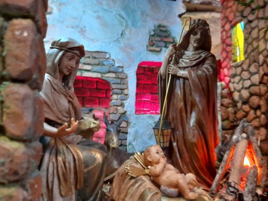 El belén parroquial: una catequesis sobre el nacimiento de Jesús
