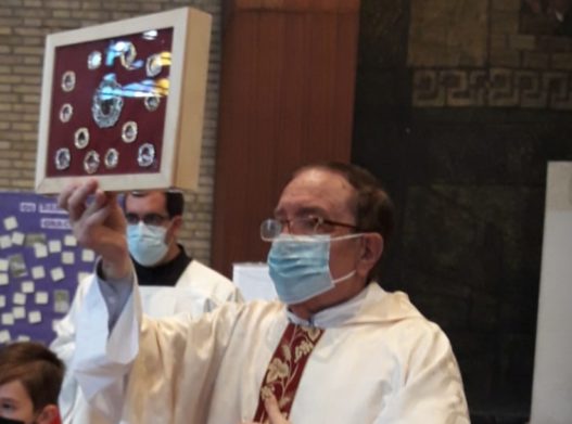 D. Jesús Corral: «La única medicina en este mes de diciembre ¡es Jesús!»