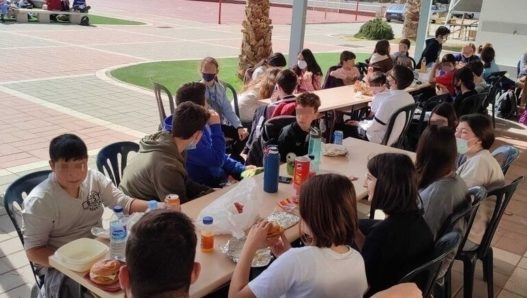 Niños y jóvenes de Santa Rosa participaron en el encuentro interparroquial de Cuaresma