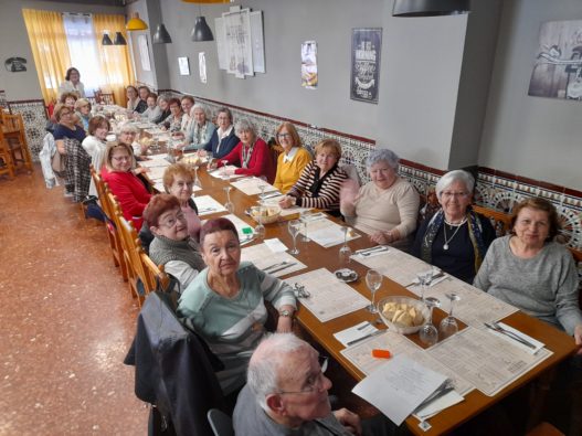 Los mayores de la comunidad y Vida Ascendente, unidos para celebrar la vida
